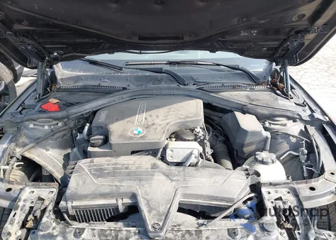 2016 BMW 320I xDrive z USA, uszkodzony, nr VIN WBA8A3C57GK690219